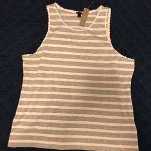 Scallop tank top
